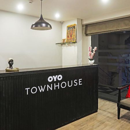 Townhouse Near Secunderabad Railway Station, Yashoda Hospital, Patny Centre Ngoại thất bức ảnh