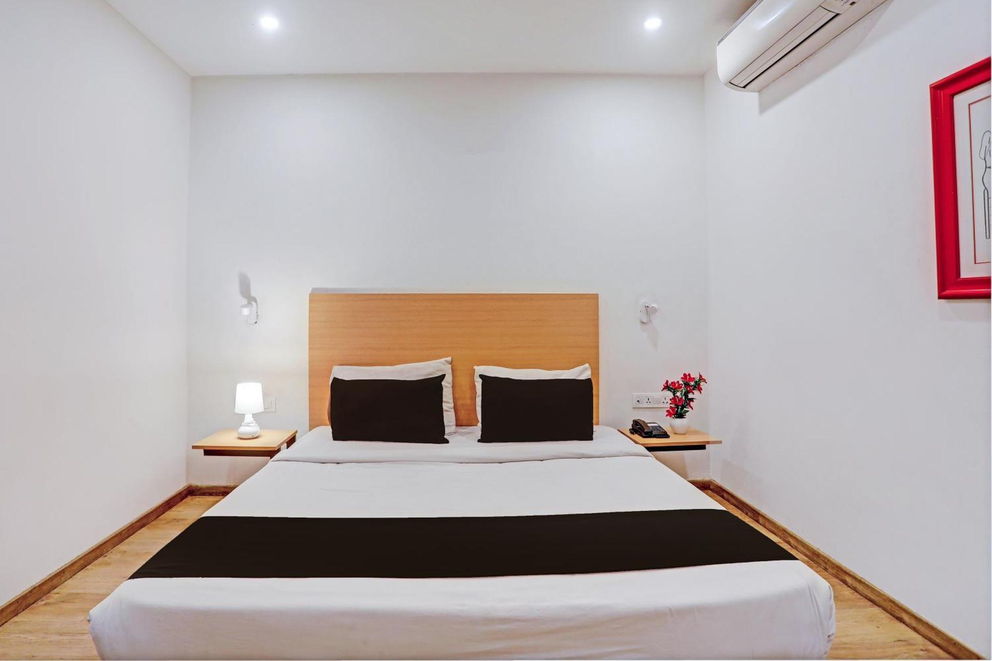 Townhouse Near Secunderabad Railway Station, Yashoda Hospital, Patny Centre Ngoại thất bức ảnh