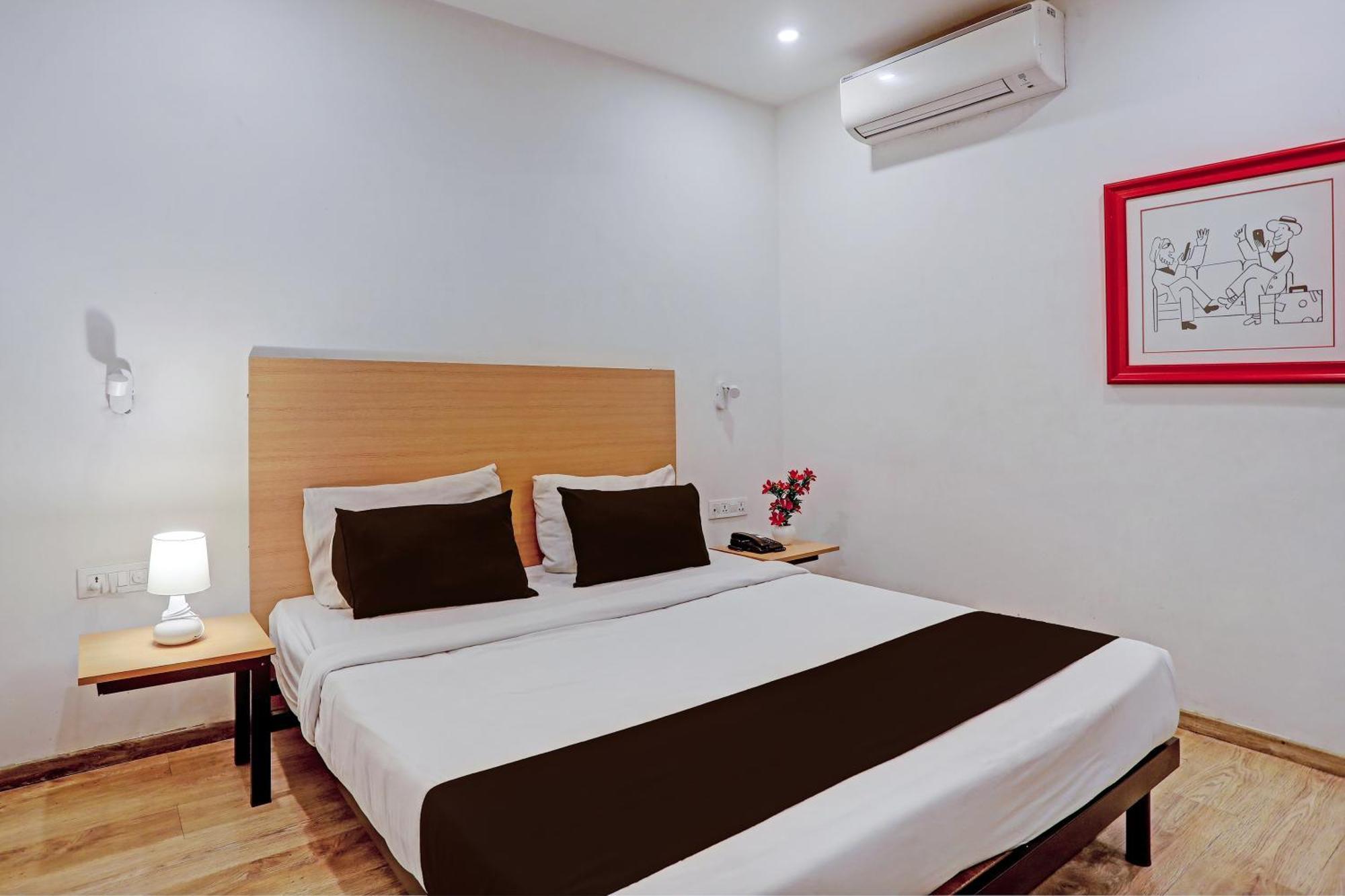 Townhouse Near Secunderabad Railway Station, Yashoda Hospital, Patny Centre Ngoại thất bức ảnh